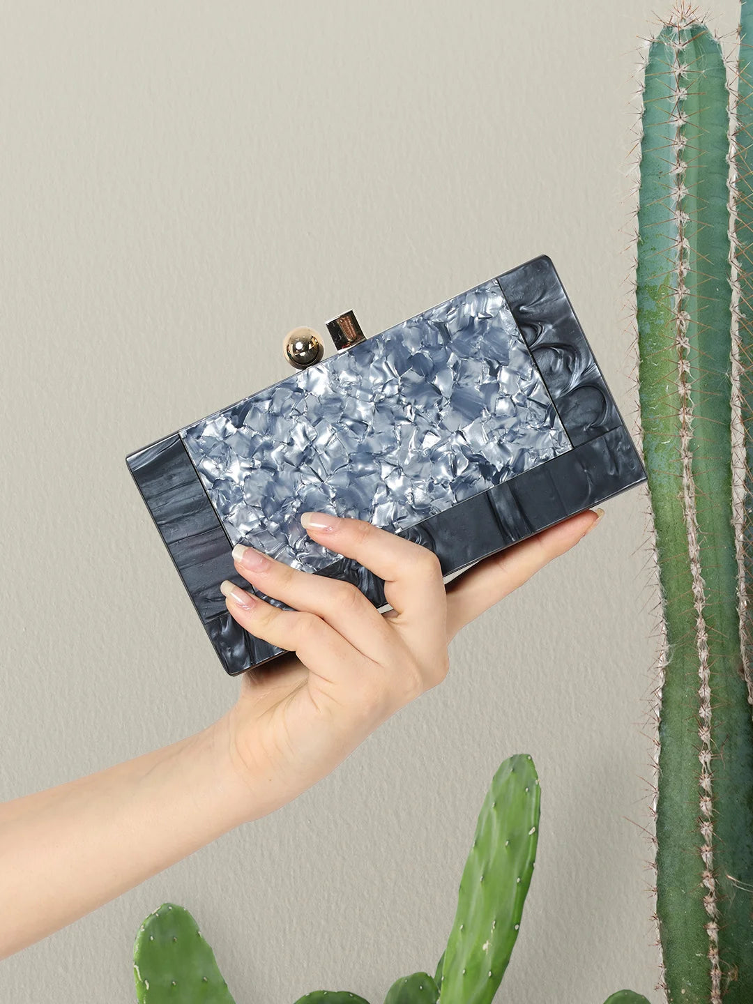 Caprese Gilia Clutch Small Grey