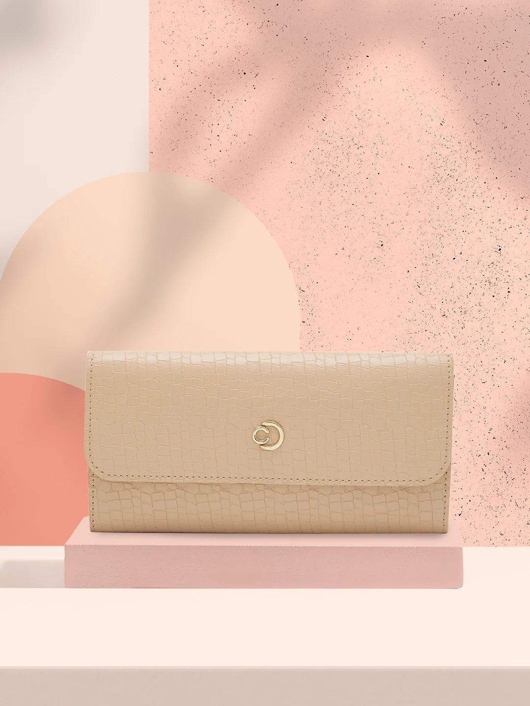 Caprese Elsa Wallet Medium Beige